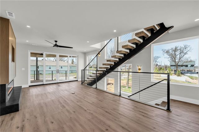 1132 Fillmore Street, Bentonville, AR 72712