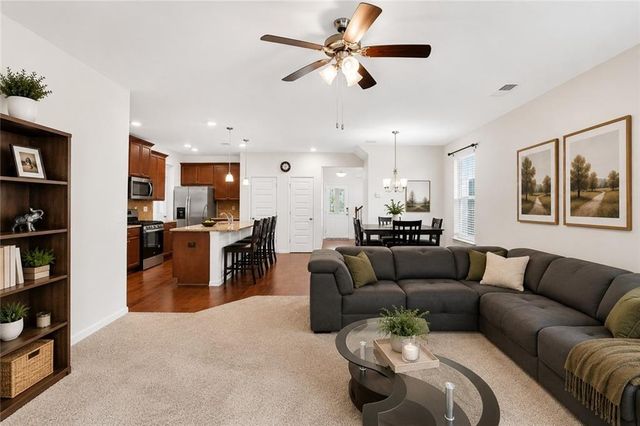 281 Emporia Loop, Mcdonough, GA 30253