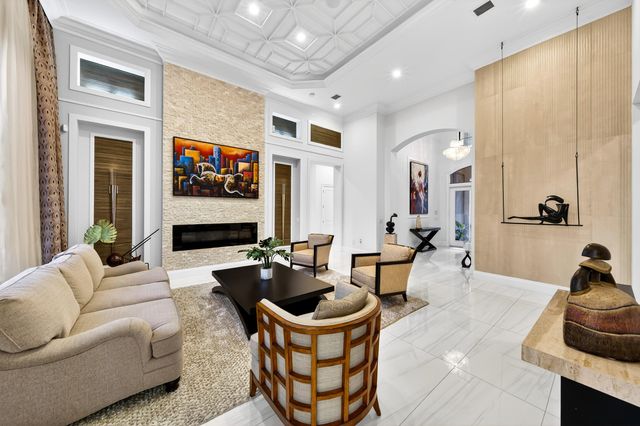 16786 Crown Bridge Drive, Delray Beach, FL 33446