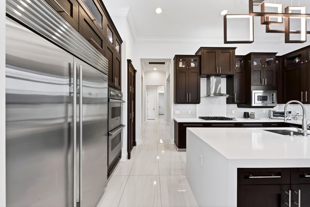 16786 Crown Bridge Drive, Delray Beach, FL 33446