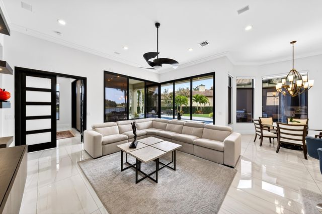 16786 Crown Bridge Drive, Delray Beach, FL 33446