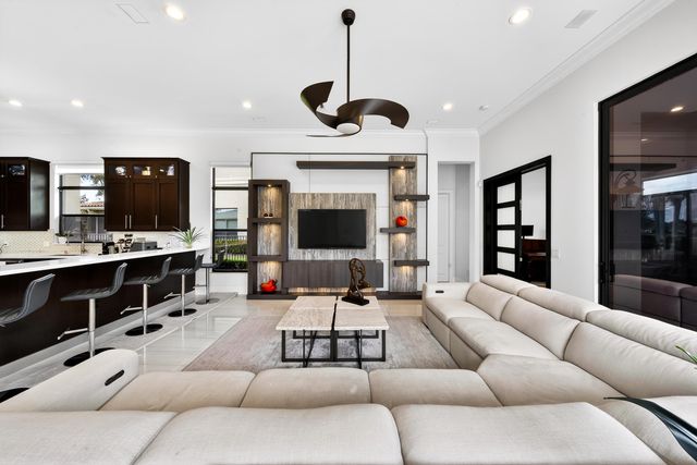 16786 Crown Bridge Drive, Delray Beach, FL 33446