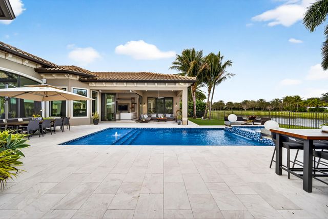 16786 Crown Bridge Drive, Delray Beach, FL 33446