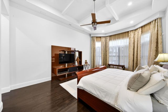 16786 Crown Bridge Drive, Delray Beach, FL 33446