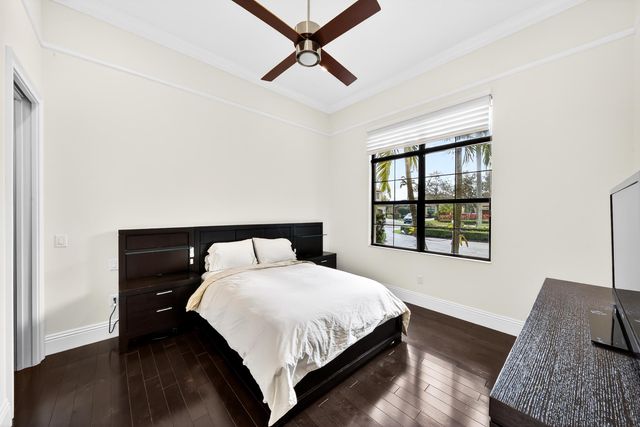 16786 Crown Bridge Drive, Delray Beach, FL 33446