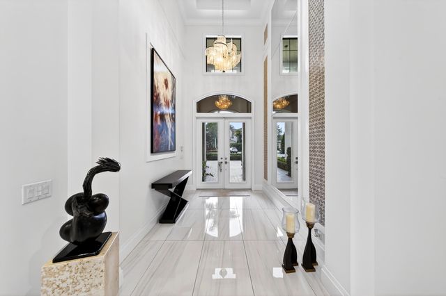 16786 Crown Bridge Drive, Delray Beach, FL 33446