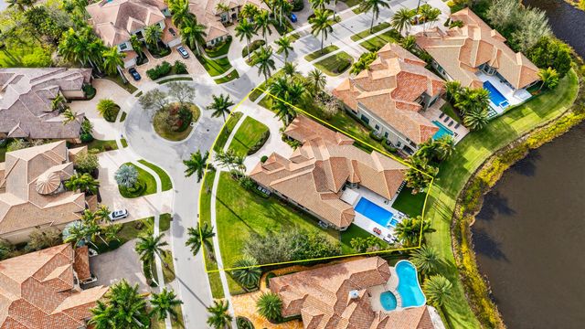 16786 Crown Bridge Drive, Delray Beach, FL 33446