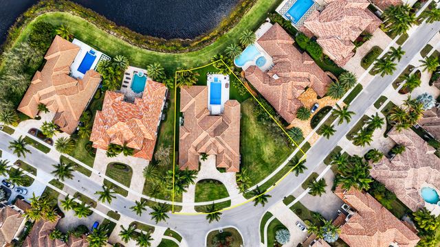 16786 Crown Bridge Drive, Delray Beach, FL 33446