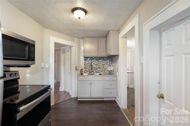 1309 Dearborn Avenue, Charlotte, NC 28206