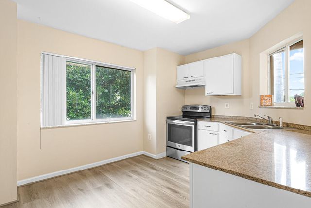 900 Scotia Drive 206, Hypoluxo, FL 33462