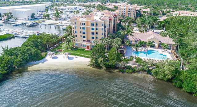900 Scotia Drive 206, Hypoluxo, FL 33462