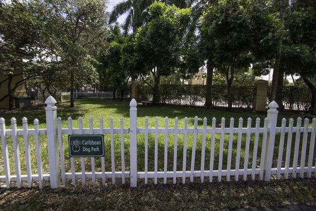 900 Scotia Drive 206, Hypoluxo, FL 33462