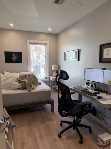 415 East 7th 2, Boston, MA 02127