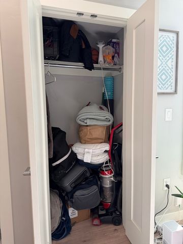 415 East 7th 2, Boston, MA 02127