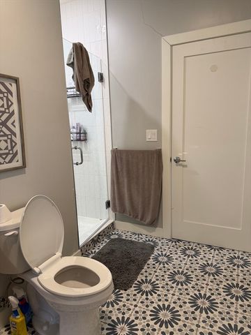 415 East 7th 2, Boston, MA 02127