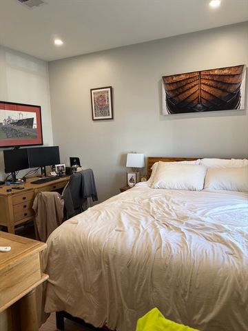 415 East 7th 2, Boston, MA 02127