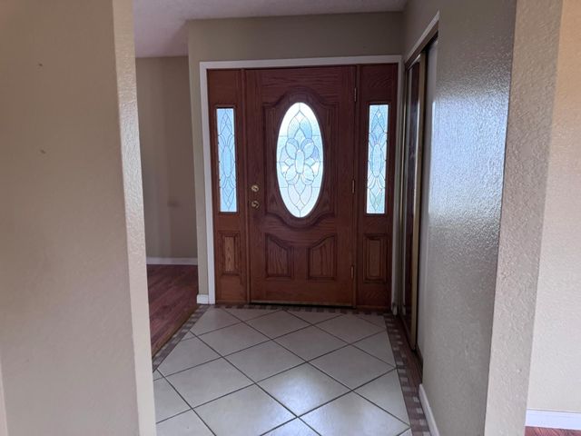 7612 Darla Way, Sacramento, CA 95828