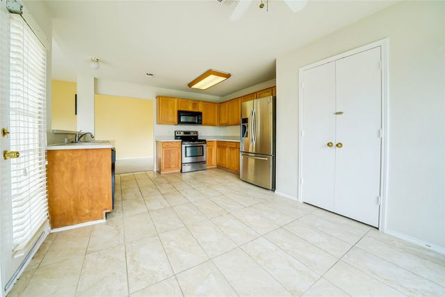 3306 Scenic Glen Drive, Mansfield, TX 76063