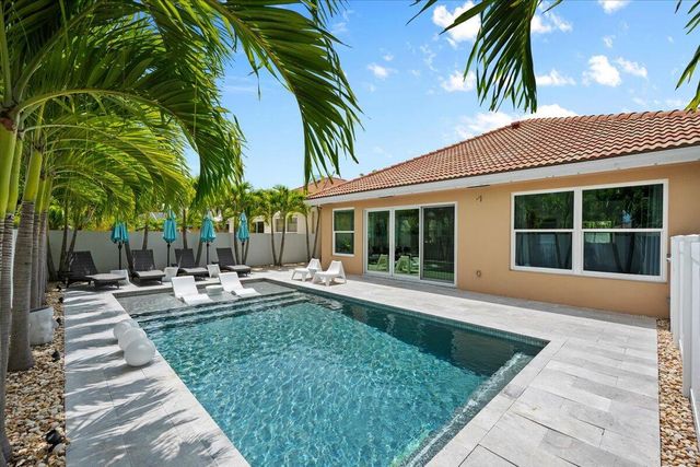 169 Hampton Circle, Jupiter, FL 33458