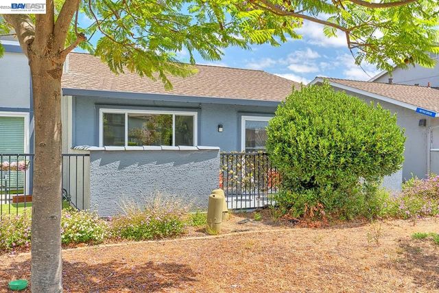 4556 Reyes Dr, Union City, CA 94587