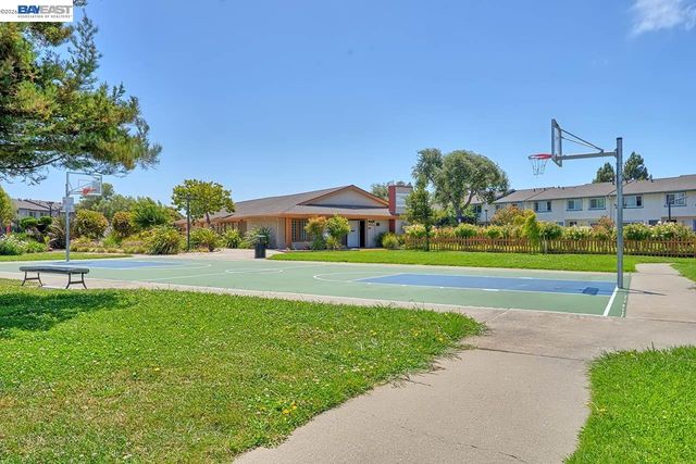 4556 Reyes Dr, Union City, CA 94587