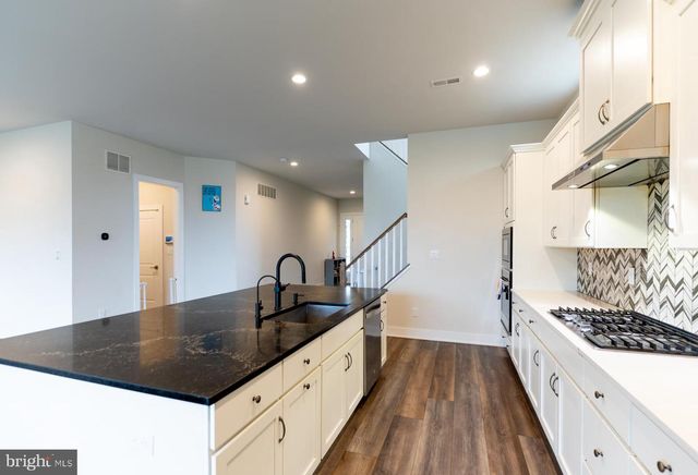 37 BOILER CT, Phoenixville, PA 19460