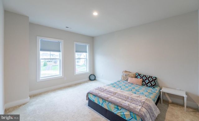 37 BOILER CT, Phoenixville, PA 19460