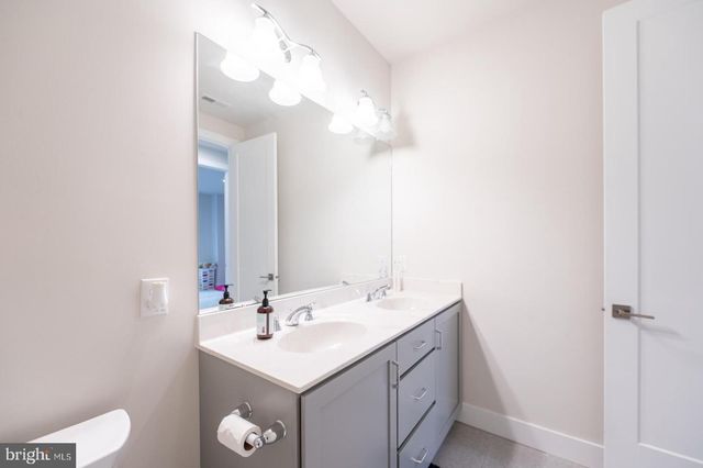37 BOILER CT, Phoenixville, PA 19460