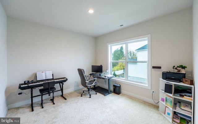 37 BOILER CT, Phoenixville, PA 19460