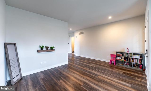 37 BOILER CT, Phoenixville, PA 19460