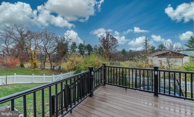37 BOILER CT, Phoenixville, PA 19460