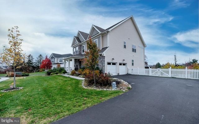 37 BOILER CT, Phoenixville, PA 19460