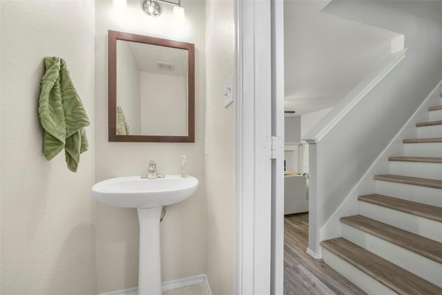 38 Tallow Hill Place, Spring, TX 77382