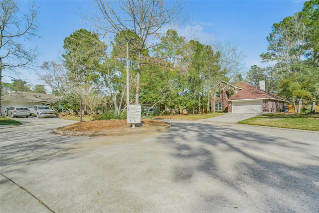 38 Tallow Hill Place, Spring, TX 77382