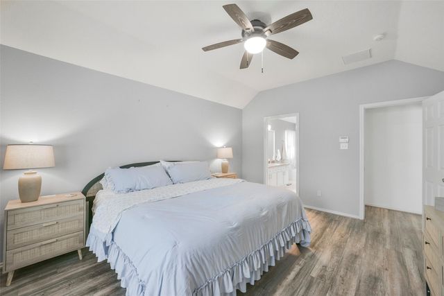 38 Tallow Hill Place, Spring, TX 77382