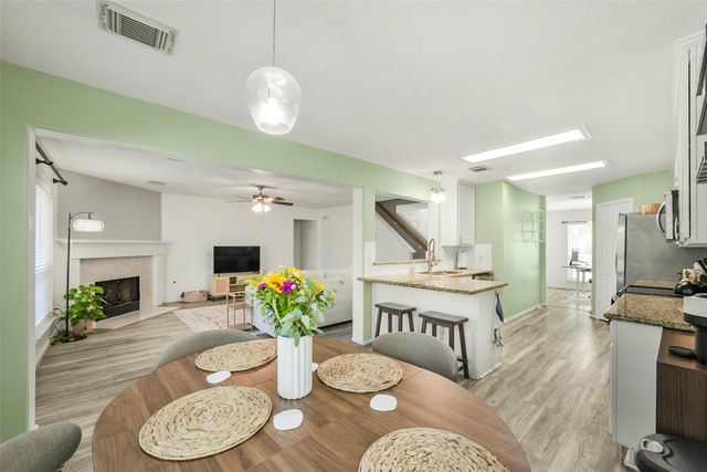 38 Tallow Hill Place, Spring, TX 77382