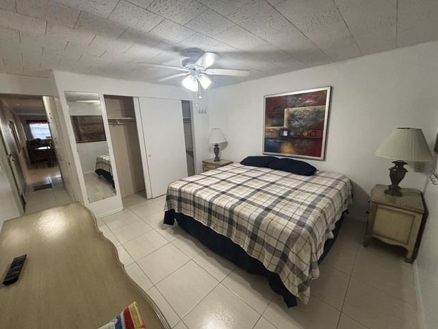 562 NE 47th St, Lot 393, Deerfield Beach, FL 33064