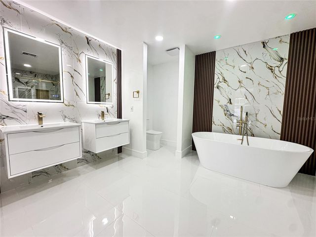 7984 FLORAL DRIVE, Weeki Wachee, FL 34607