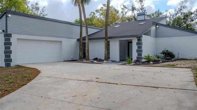 7984 FLORAL DRIVE, Weeki Wachee, FL 34607