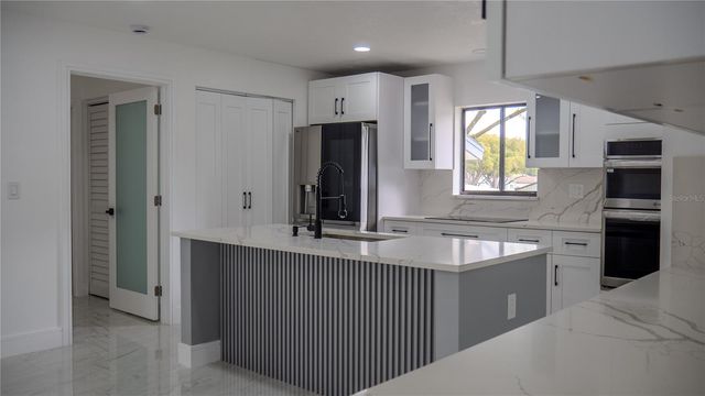 7984 FLORAL DRIVE, Weeki Wachee, FL 34607