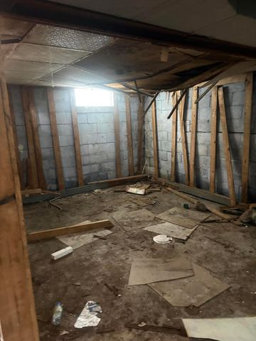 20137 Helen Street, Detroit, MI 48234