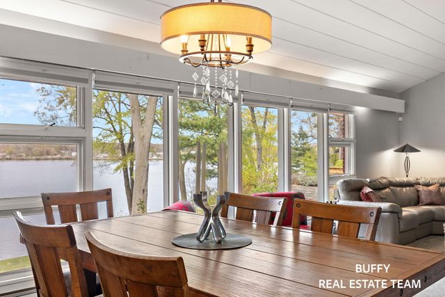 3850 Highgate Road, Norton Shores, MI 49441