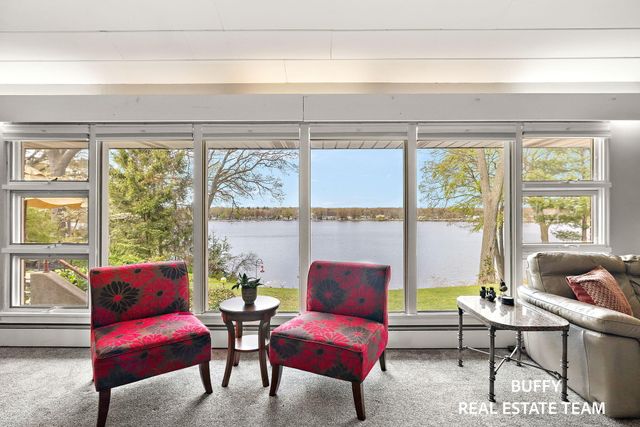 3850 Highgate Road, Norton Shores, MI 49441