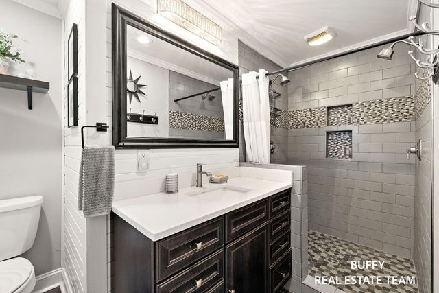 3850 Highgate Road, Norton Shores, MI 49441