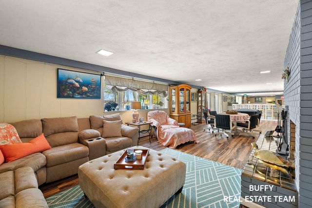 3850 Highgate Road, Norton Shores, MI 49441