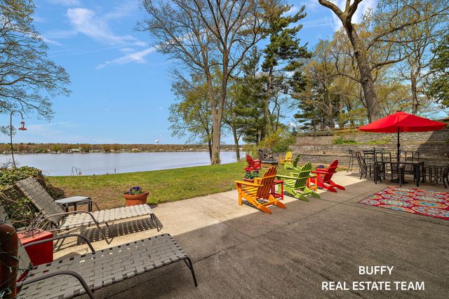 3850 Highgate Road, Norton Shores, MI 49441