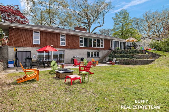 3850 Highgate Road, Norton Shores, MI 49441