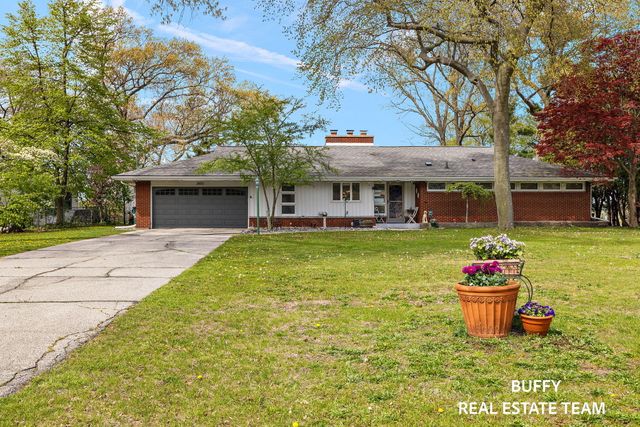 3850 Highgate Road, Norton Shores, MI 49441