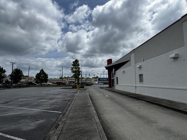 1507 N Jackson St, Tullahoma, TN 37388