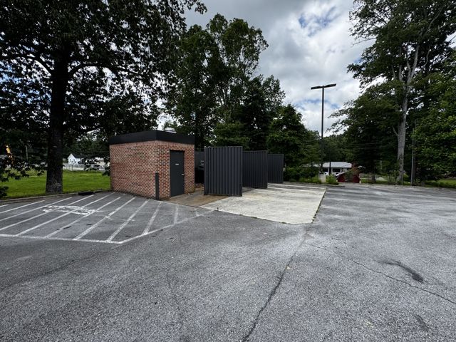 1507 N Jackson St, Tullahoma, TN 37388